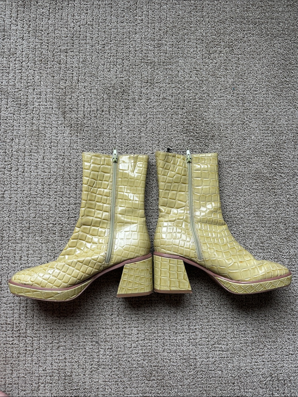 Urban Outfitters chunky chartreuse Bella Croc-Embossed Mid-Calf Block Heel Boots - Picture 4 of 13